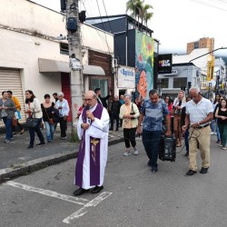 Procissão Missa dia 24/02/23  Sexta Feira - Quaresma 2023