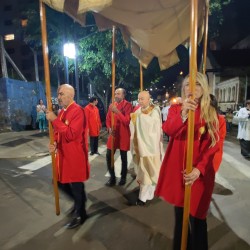 Missa da Ceia do Senhor -06/04/2022  19:00 - Lava Pés, Trasladação e Adoração ao Santíssimo Sacramento 07,04/2022