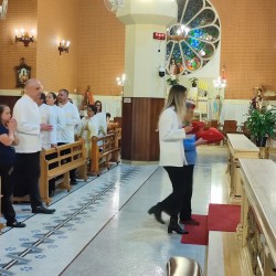 Quinta- Feira de Adoração - 04/04/2023 Missa-18h30 coroação de Nossa Senhora da Saúde pela pastoral do Batismo e Movimento Mães que Oram Pelos Filhos