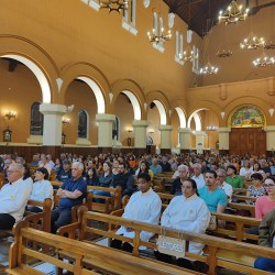 Santa Missa - Sábado 06/05/2023 - 18:30  Coroação de Nossa Senhora da Saúde - Pascom e Pastoral Carcerária